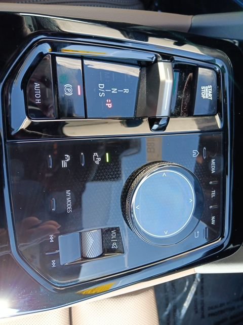 New 2025 BMW 530i xDrive w/ Premium Package AWD/4WD image 37