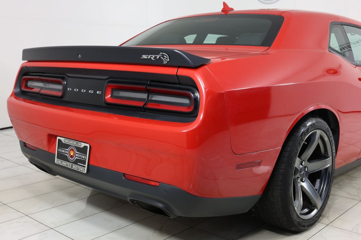 Used 2021 Dodge Challenger SRT Hellcat w/ Plus Package RWD image 39