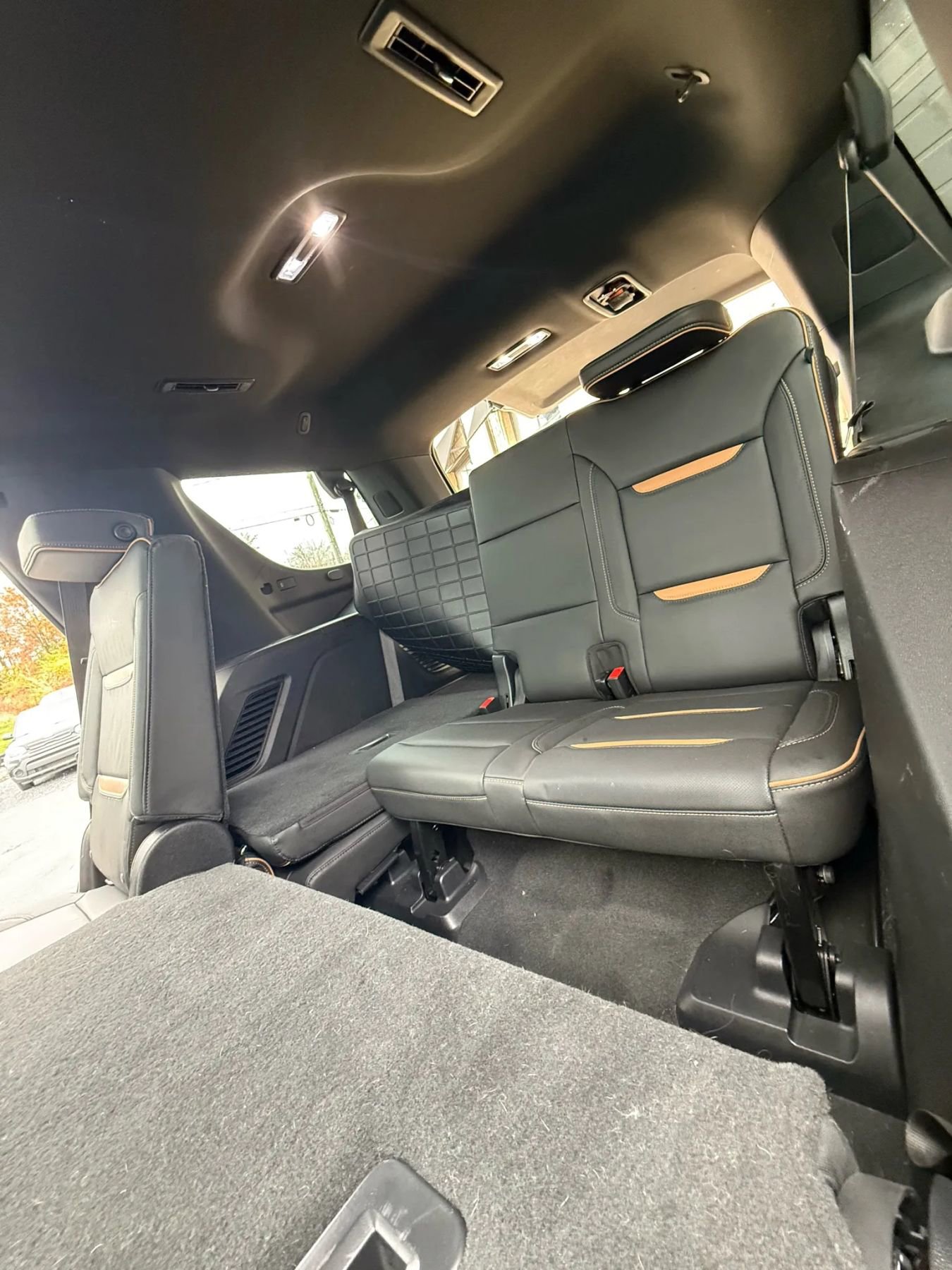 Used 2021 GMC Yukon AT4 w/ AT4 Premium Package image 42