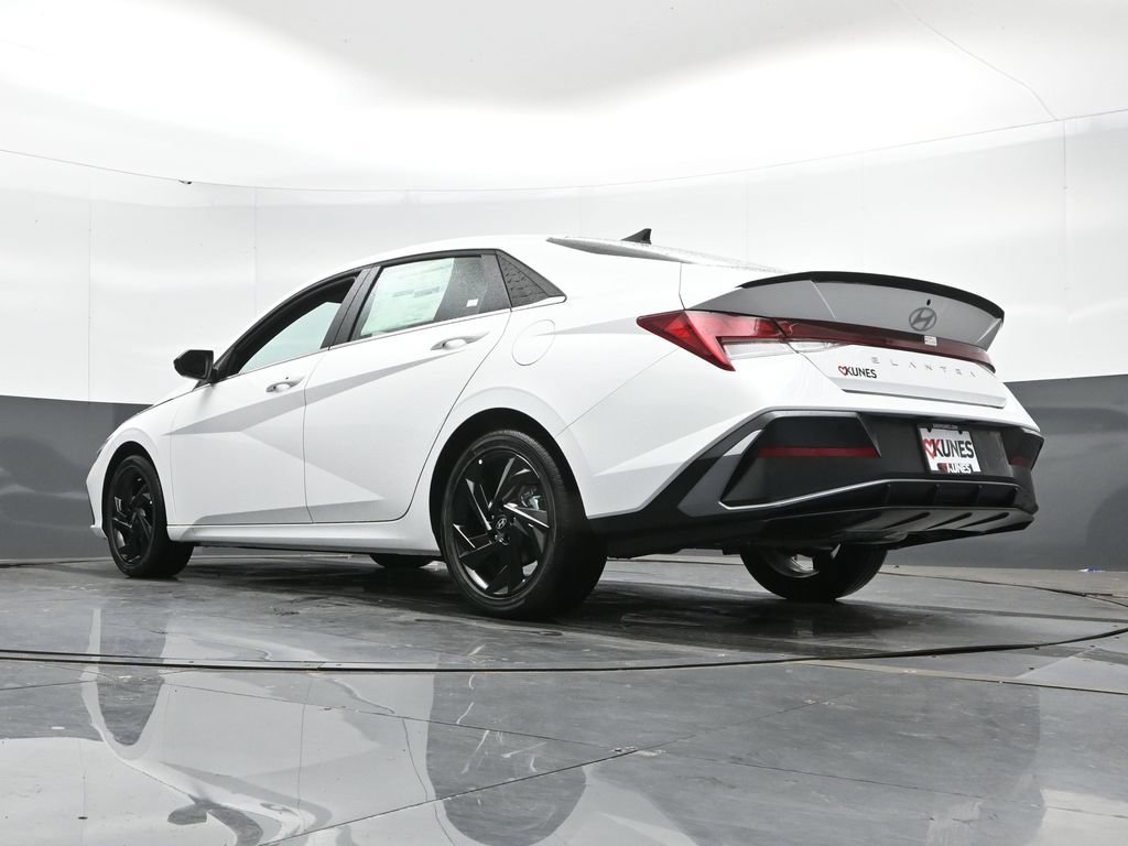 New 2026 Hyundai Elantra SEL Sport Premium FWD image 46