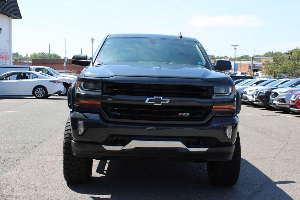 Used 2018 Chevrolet Silverado 1500 LT w/ All Star Edition AWD/4WD image 3