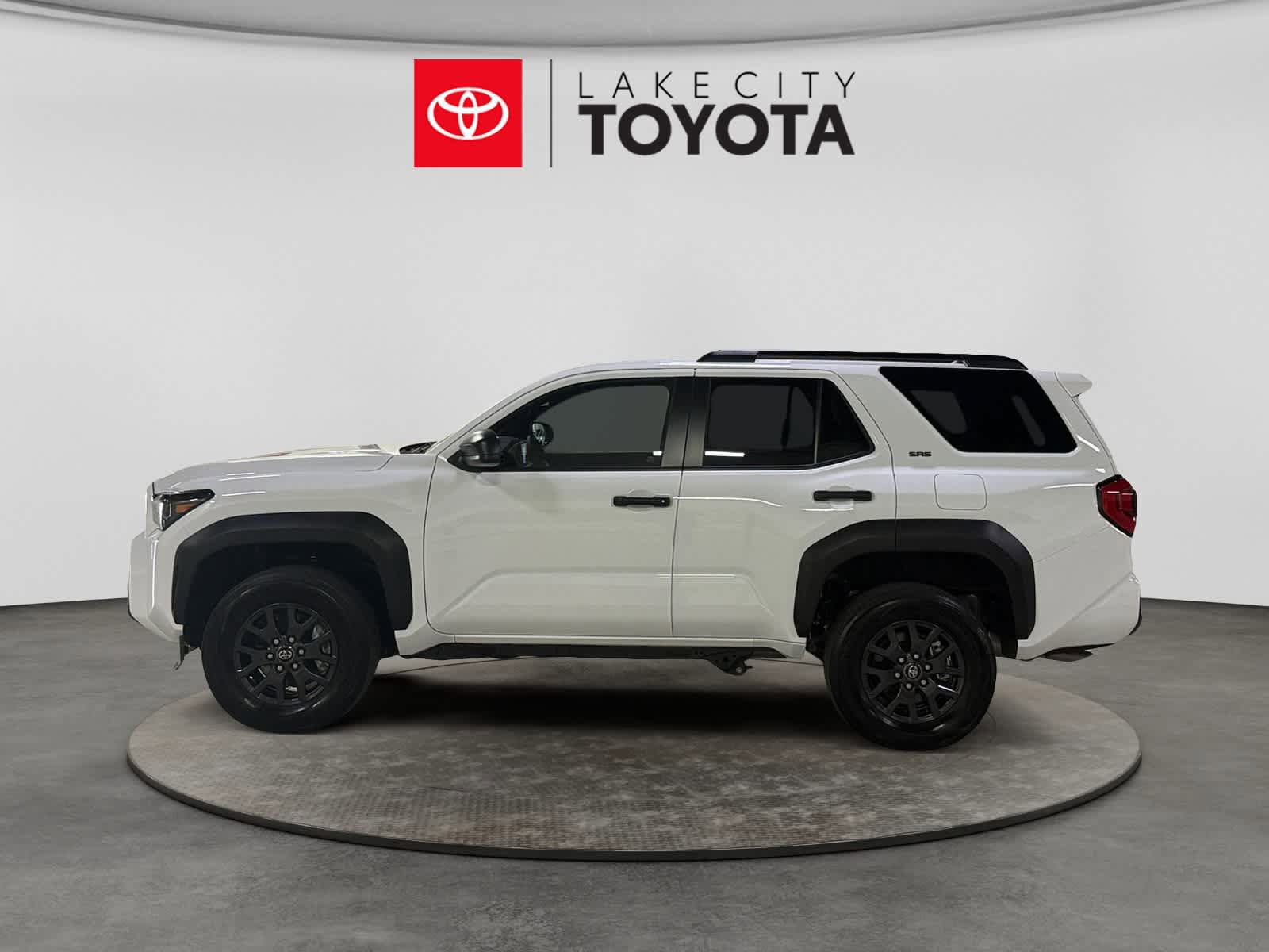 New 2026 Toyota 4Runner SR5 AWD/4WD image 3