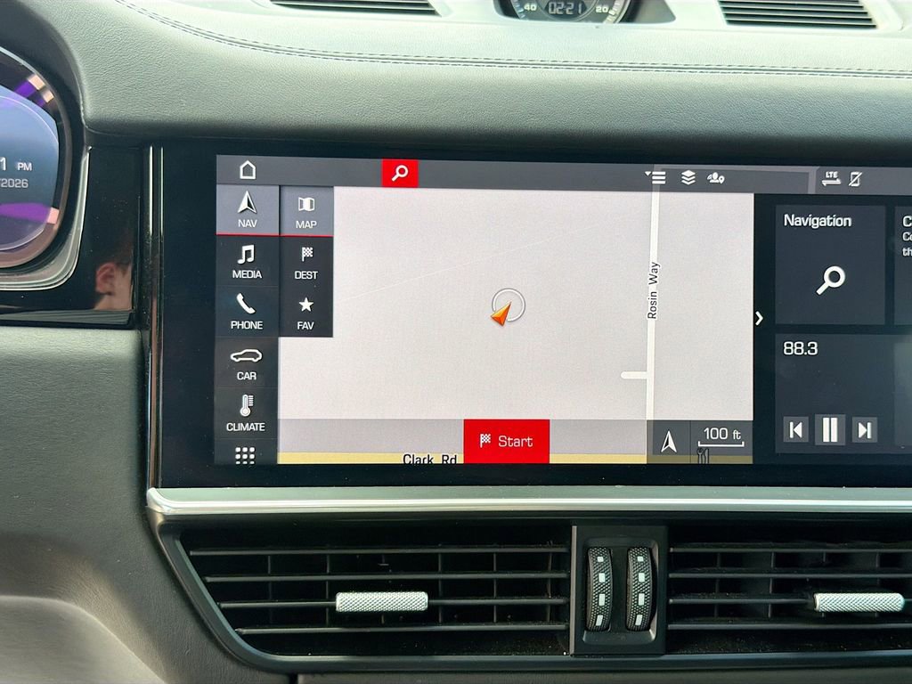 Used 2020 Porsche Cayenne Turbo image 36