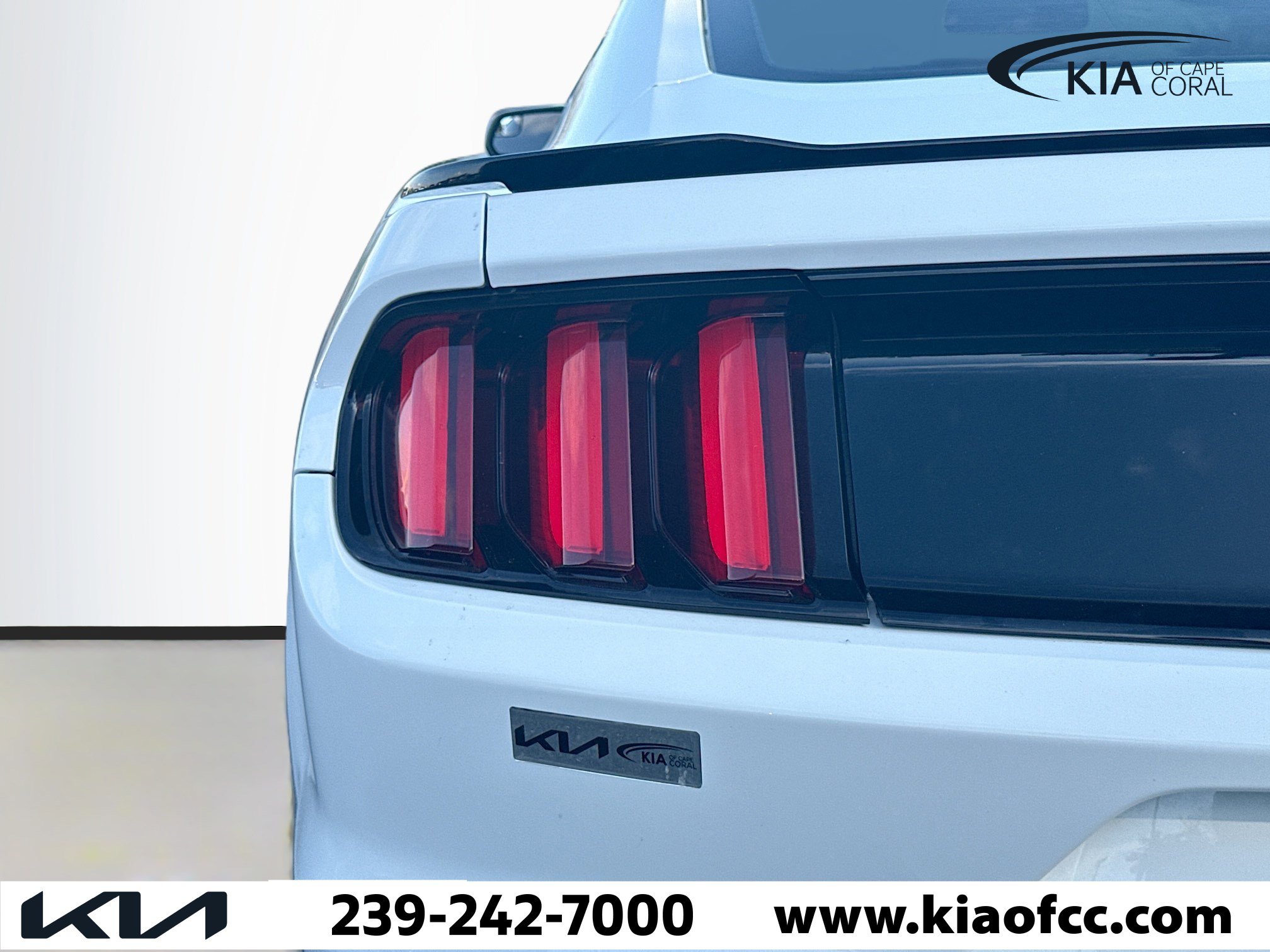 Used 2016 Ford Mustang GT w/ Black Accent Package image 10