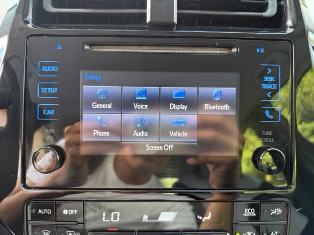 Used 2017 Toyota Prius Two FWD image 19