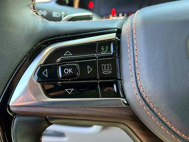 Certified 2023 Jeep Grand Cherokee Summit w/ Adv Protech Group IV image 21