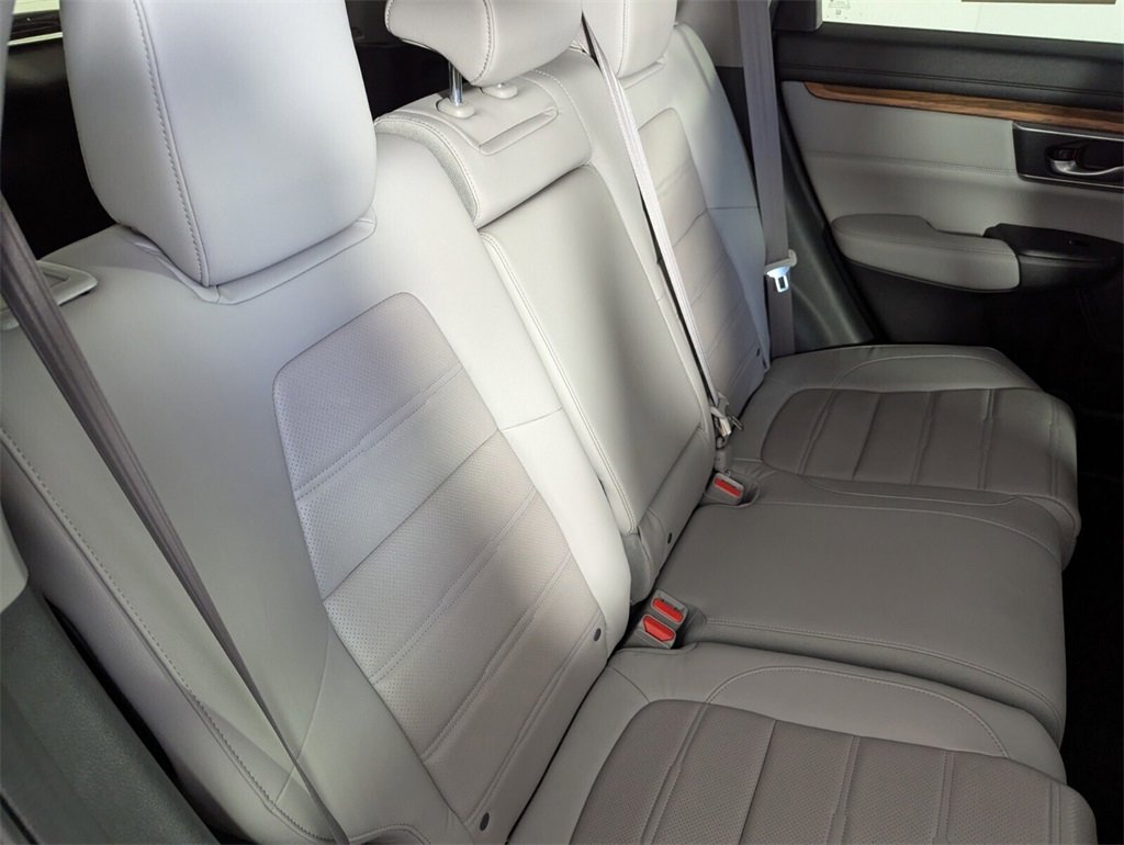 Used 2022 Honda CR-V Touring image 32