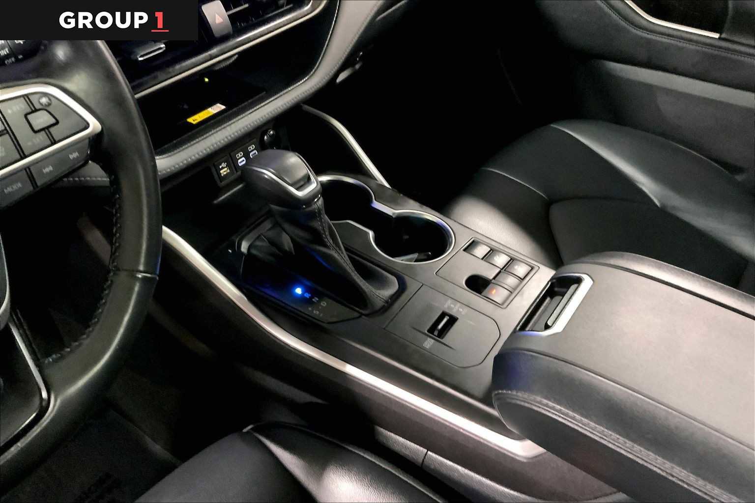 Used 2023 Toyota Highlander XLE image 17