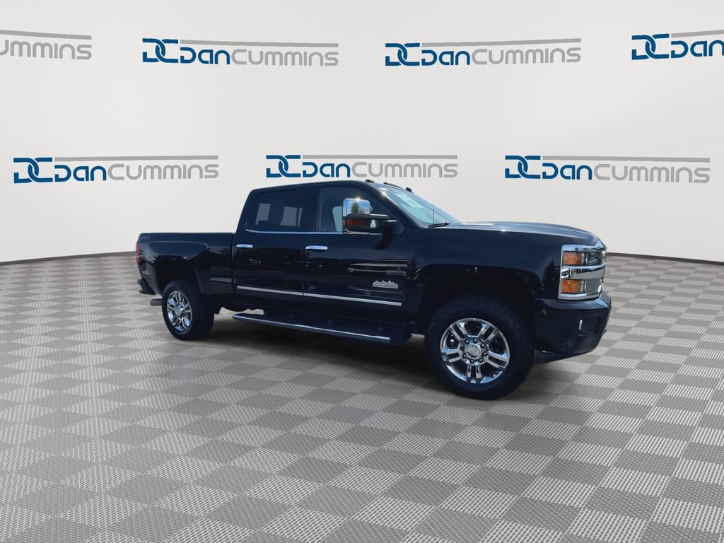 Used 2018 Chevrolet Silverado 2500 High Country w/ Duramax Plus Package AWD/4WD image 2