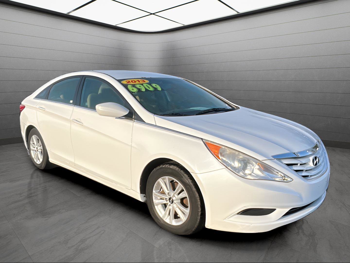 Used 2013 Hyundai Sonata GLS image 7