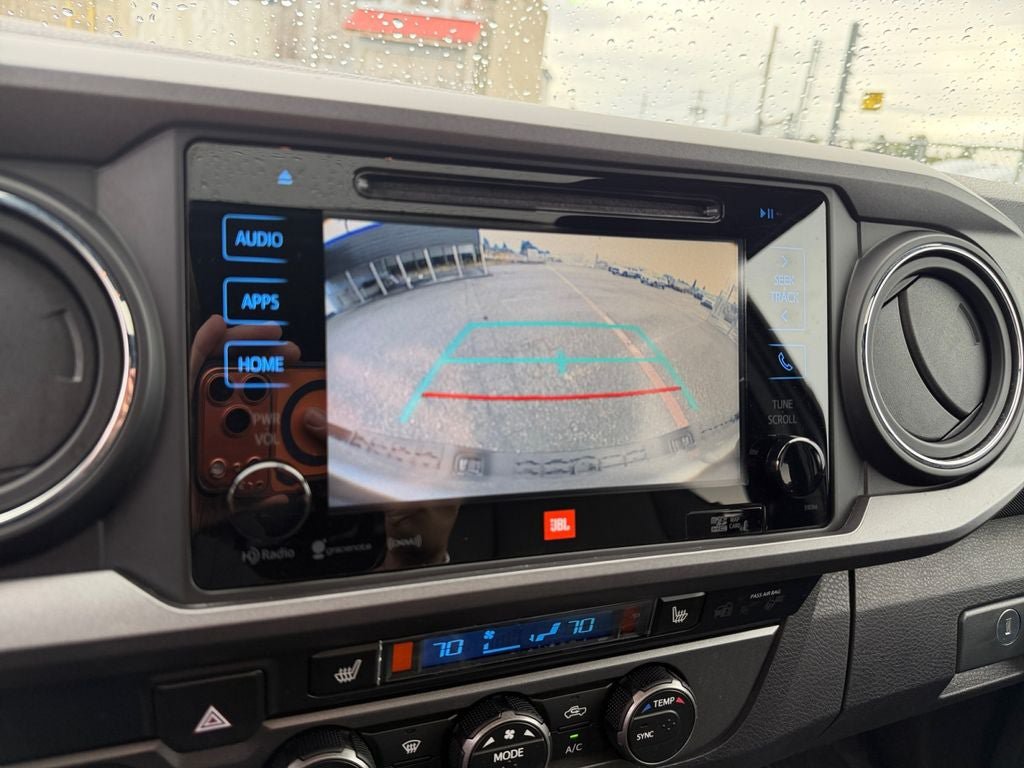 Used 2019 Toyota Tacoma TRD Off-Road AWD/4WD image 17