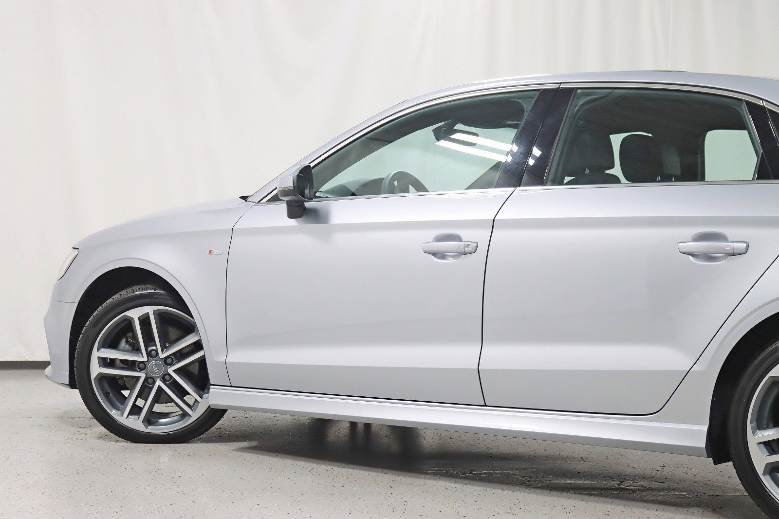 Used 2018 Audi A3 2.0T Premium Plus w/ Premium Plus Package AWD/4WD image 11
