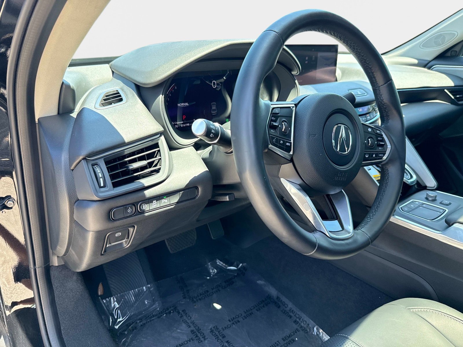 Certified 2025 Acura TLX w/ Technology Package image 18