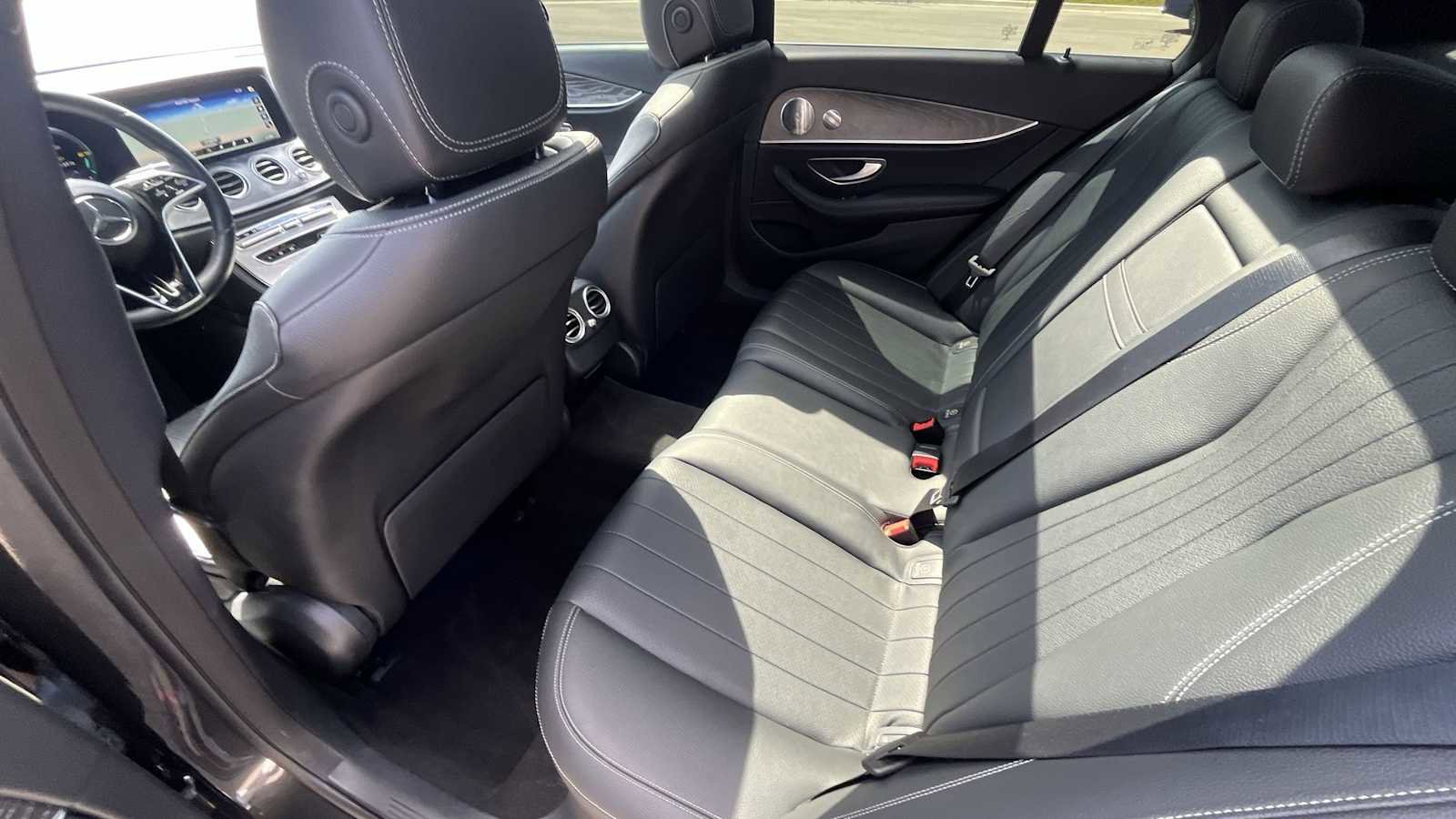 Used 2021 Mercedes-Benz E 350 4MATIC Sedan image 13
