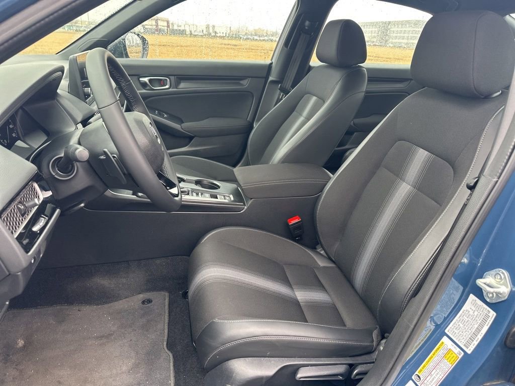 Used 2025 Honda Civic Sport image 14