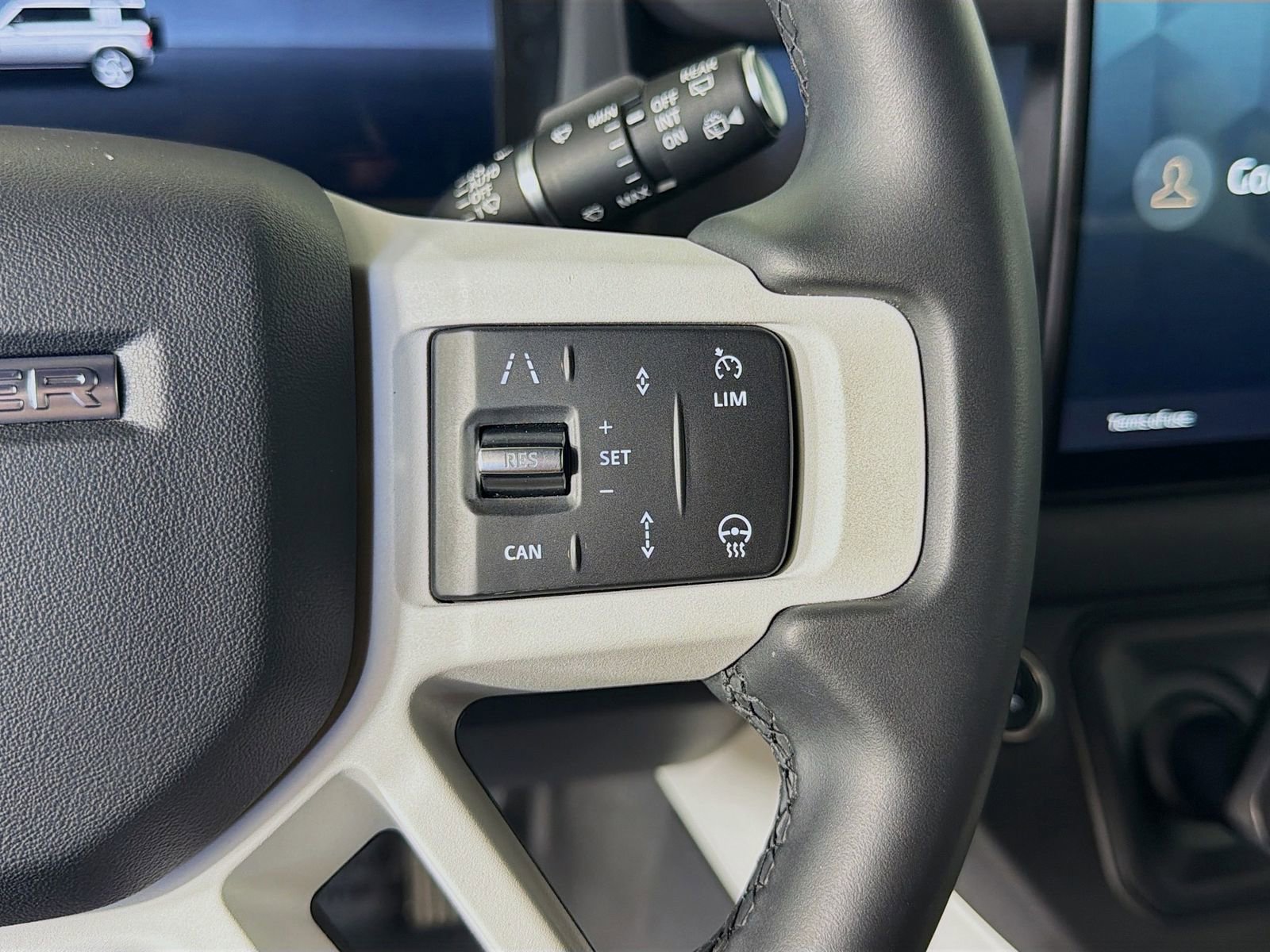 Certified 2025 Land Rover Defender 110 S AWD/4WD image 13