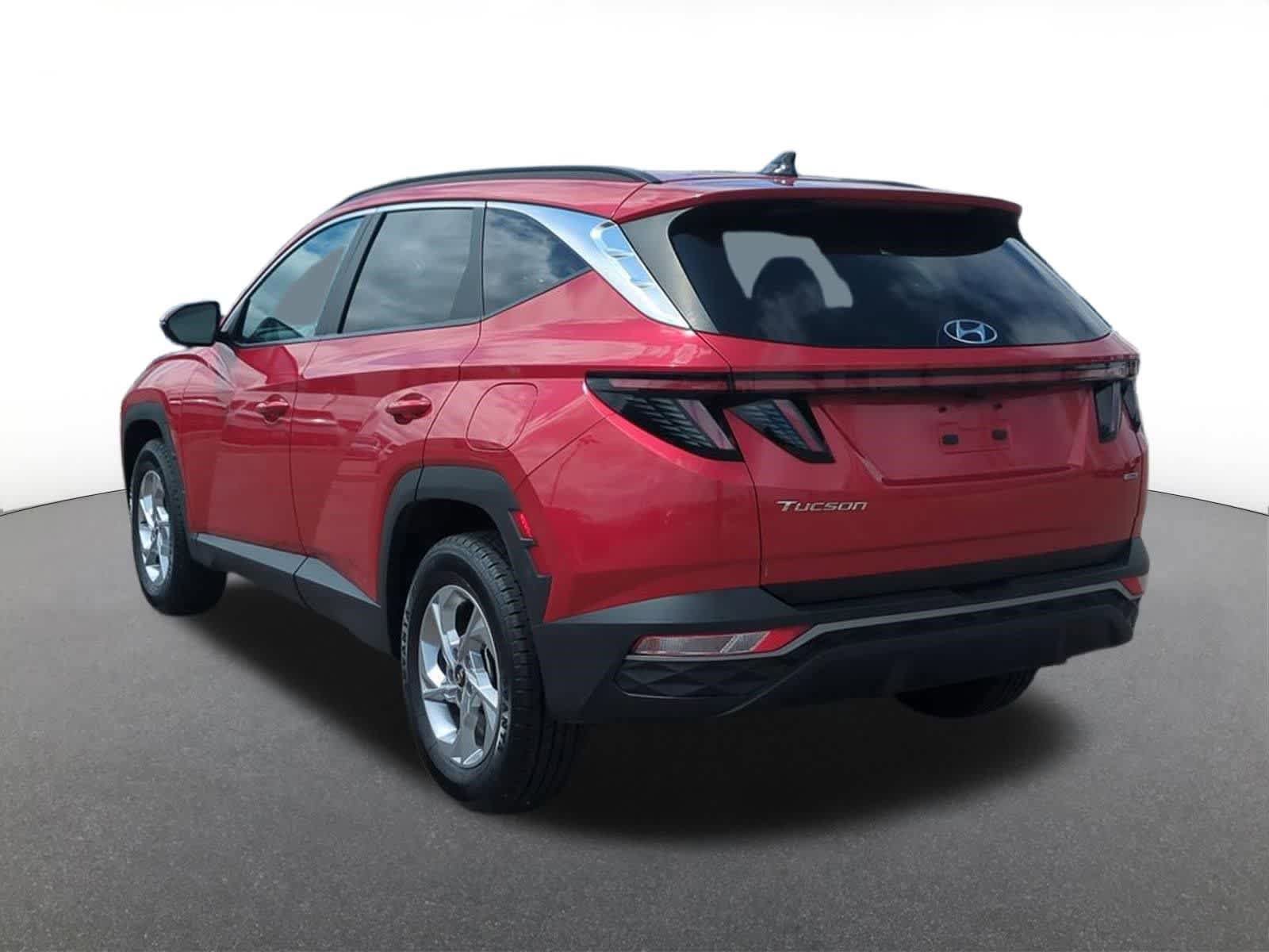 Used 2022 Hyundai Tucson SEL w/ Cargo Package AWD/4WD image 4
