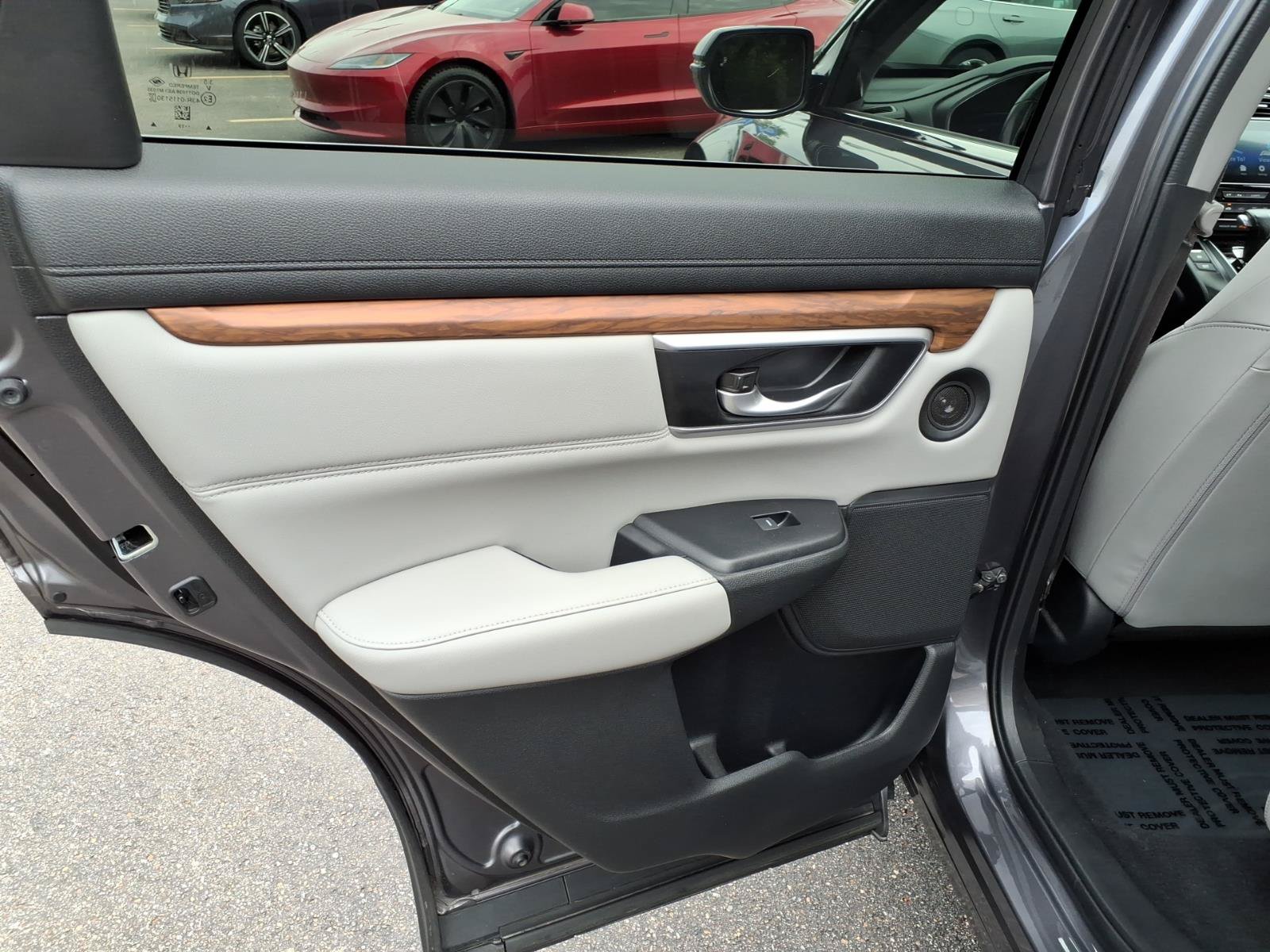 Used 2019 Honda CR-V Touring image 9