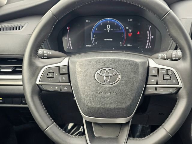 Used 2025 Toyota Grand Highlander AWD image 32