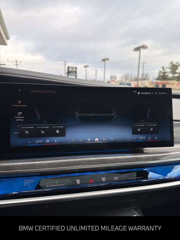 Certified 2024 BMW 760i xDrive w/ Executive Package image 53
