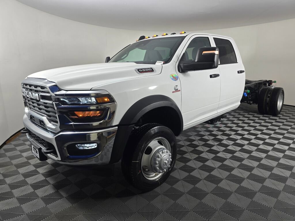 New 2026 RAM 5500 Tradesman image 8