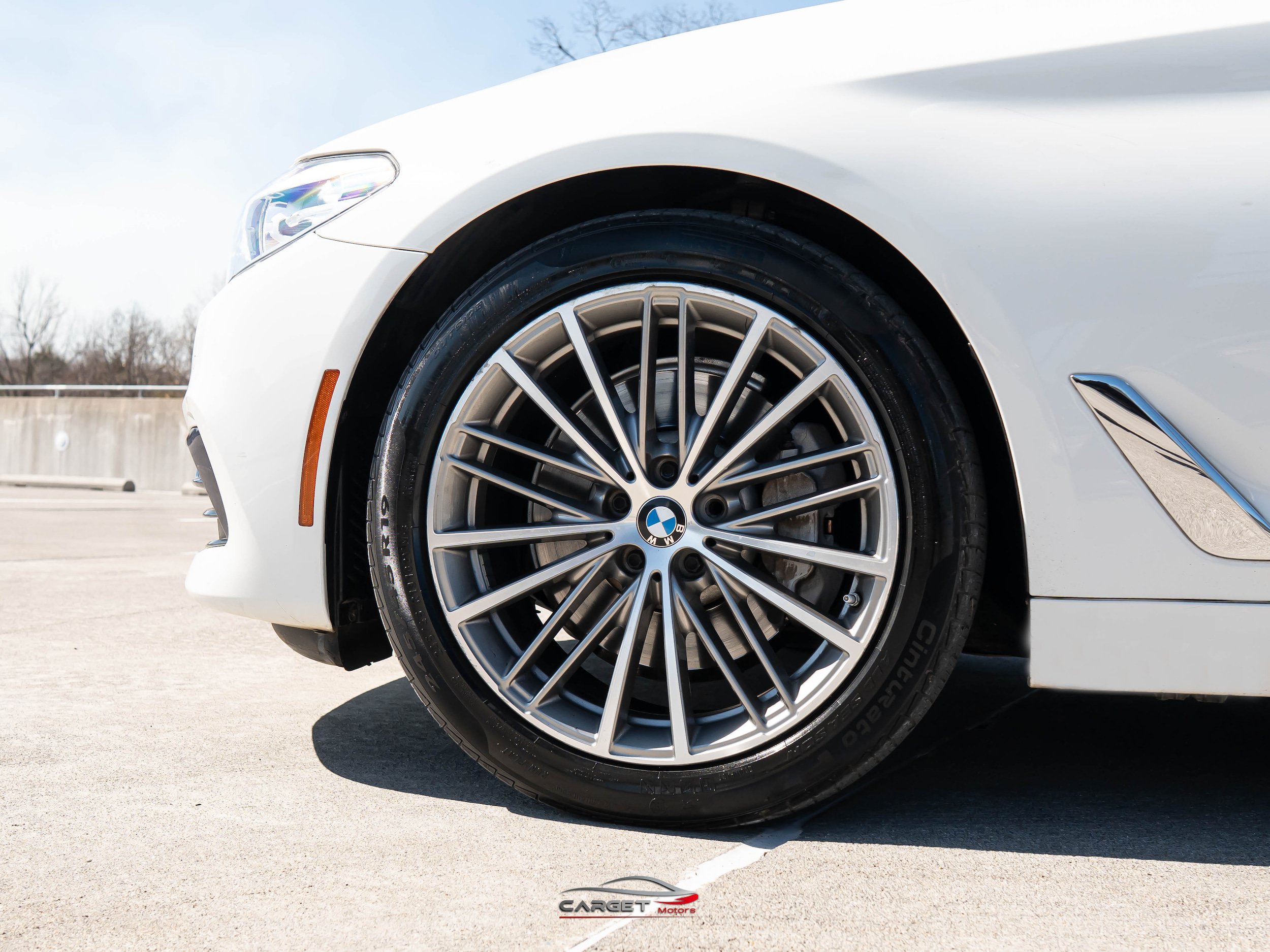 Used 2018 BMW 530i xDrive w/ Premium Package AWD/4WD image 10