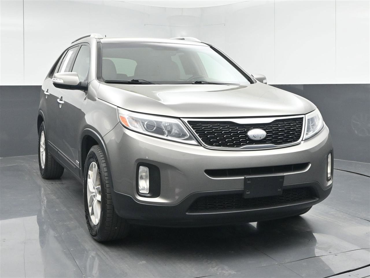 Used 2015 Kia Sorento LX