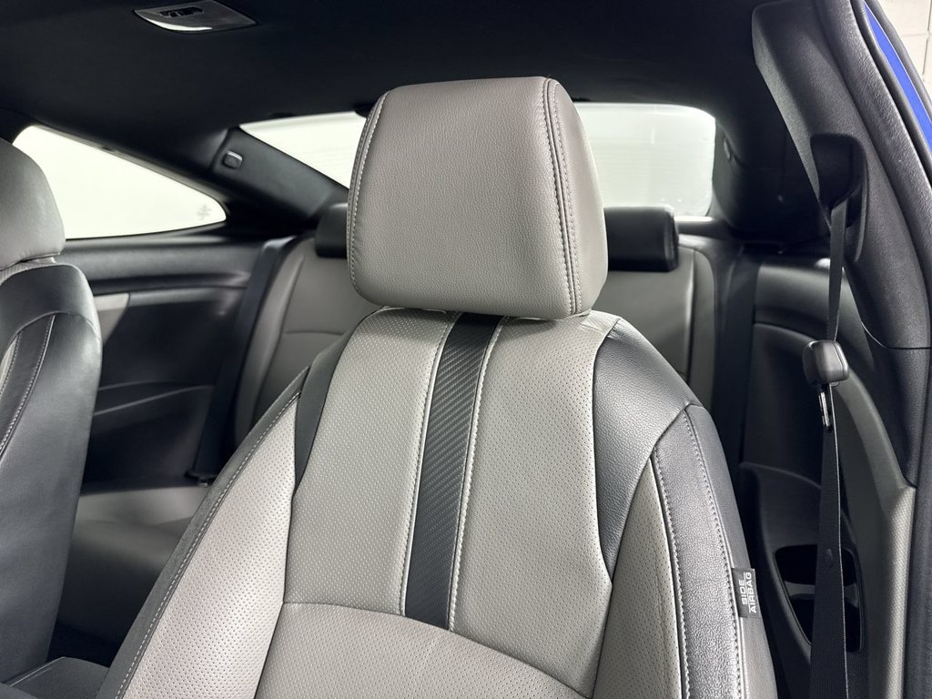Used 2018 Honda Civic EX-L image 38
