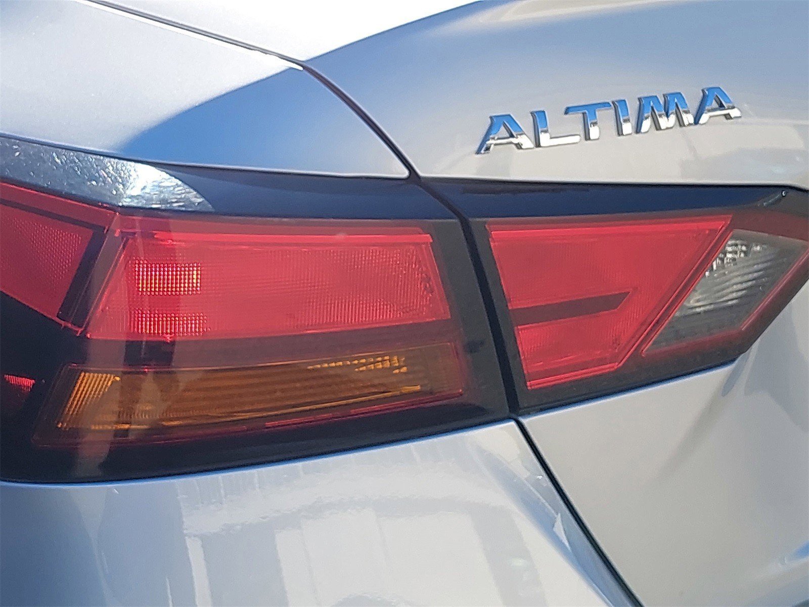 Used 2020 Nissan Altima 2.5 SR image 35