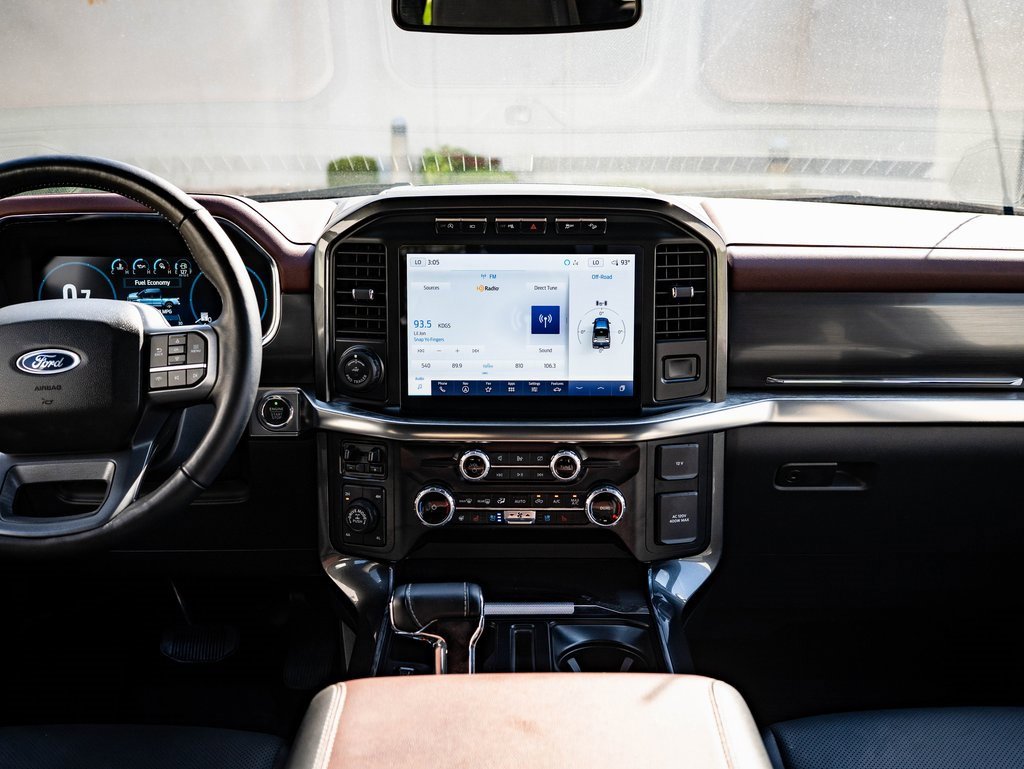 Used 2023 Ford F150 Lariat w/ Equipment Group 502A High image 28