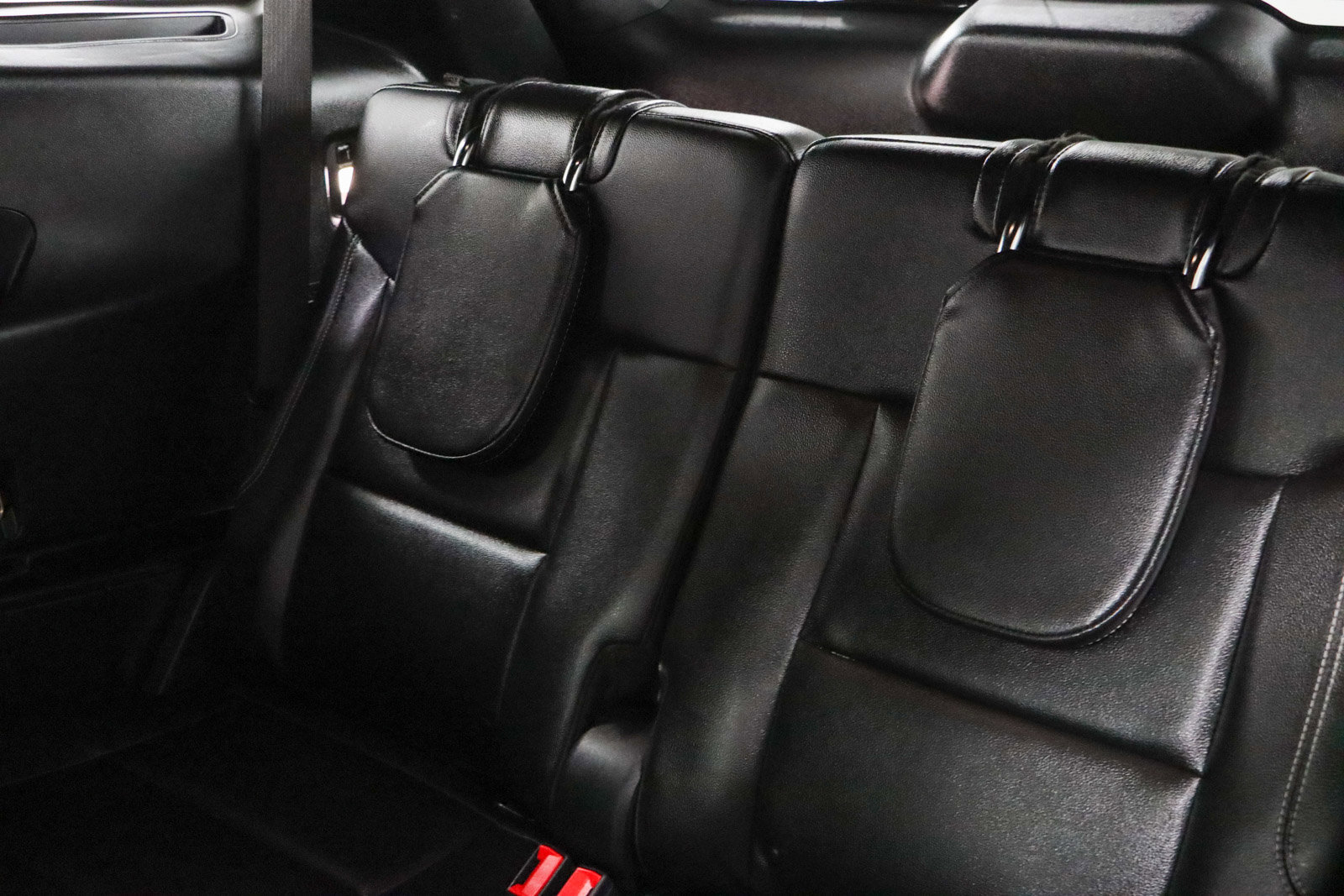 Used 2023 Ford Explorer ST w/ Technology Package image 26