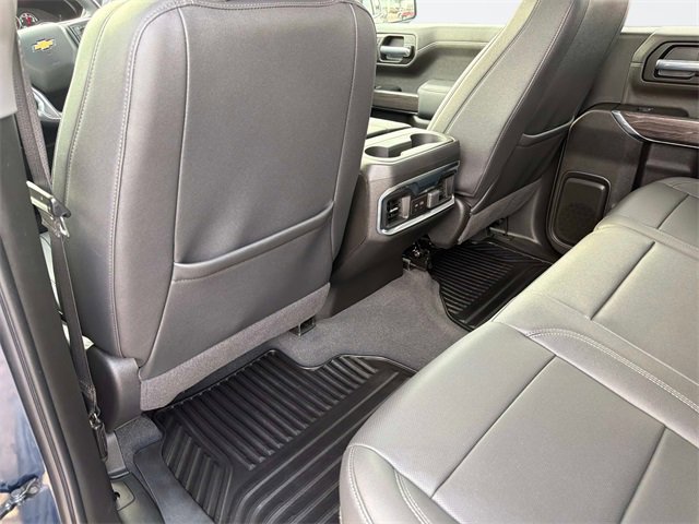 Used 2022 Chevrolet Silverado 1500 LTZ image 16