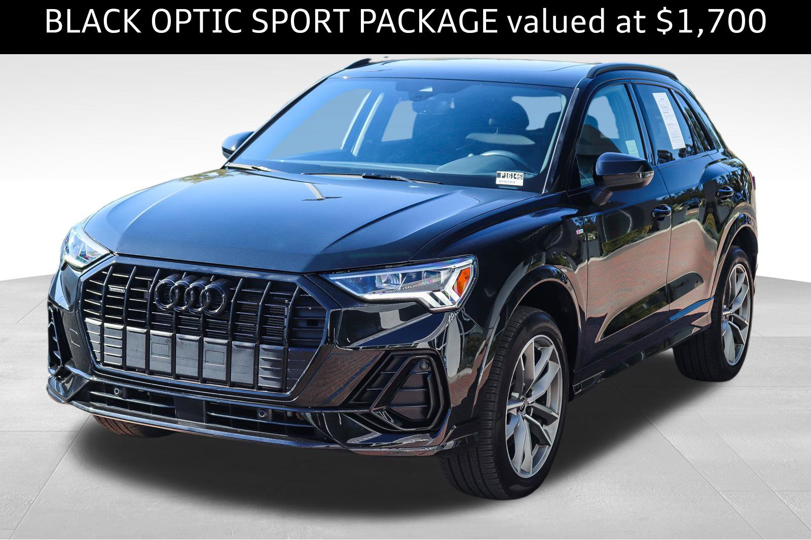 Certified 2023 Audi Q3 2.0T Premium w/ Black Optic Sport Package AWD/4WD image 3