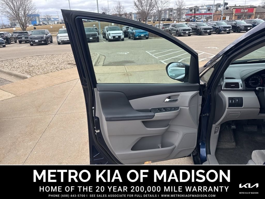 Used 2015 Honda Odyssey EX image 10