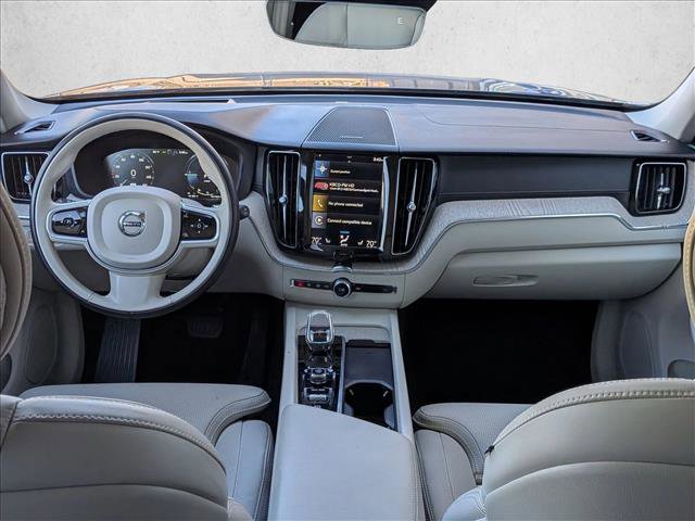 Used 2021 Volvo XC60 T8 Inscription image 18