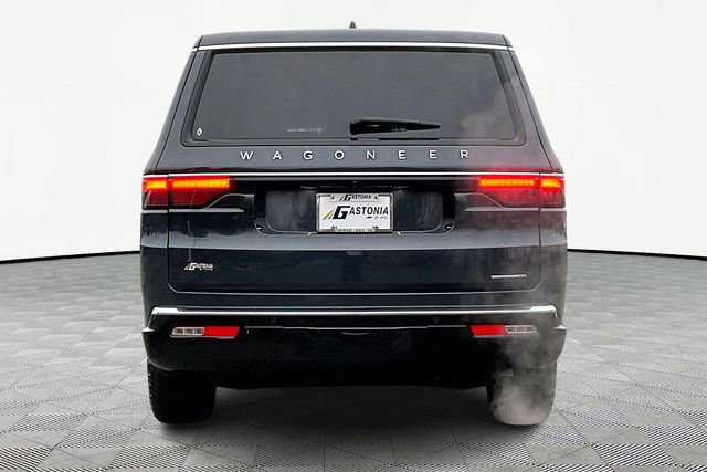 Used 2024 Jeep Wagoneer L Series II w/ Flexible Seating Group image 6