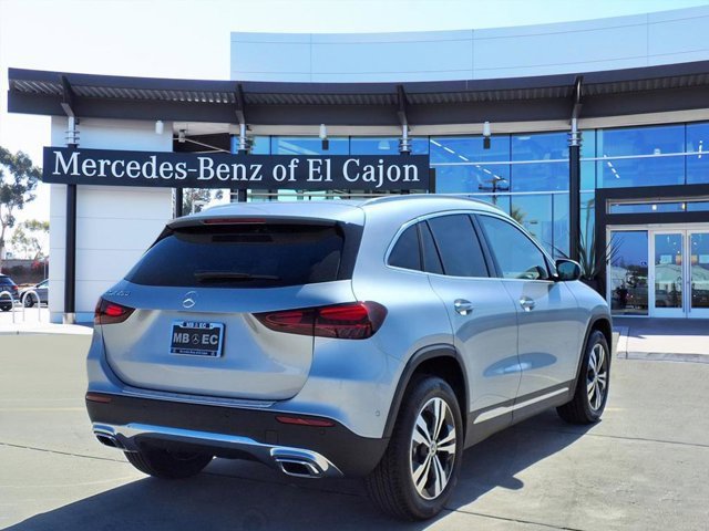 New 2026 Mercedes-Benz GLA 250 image 3