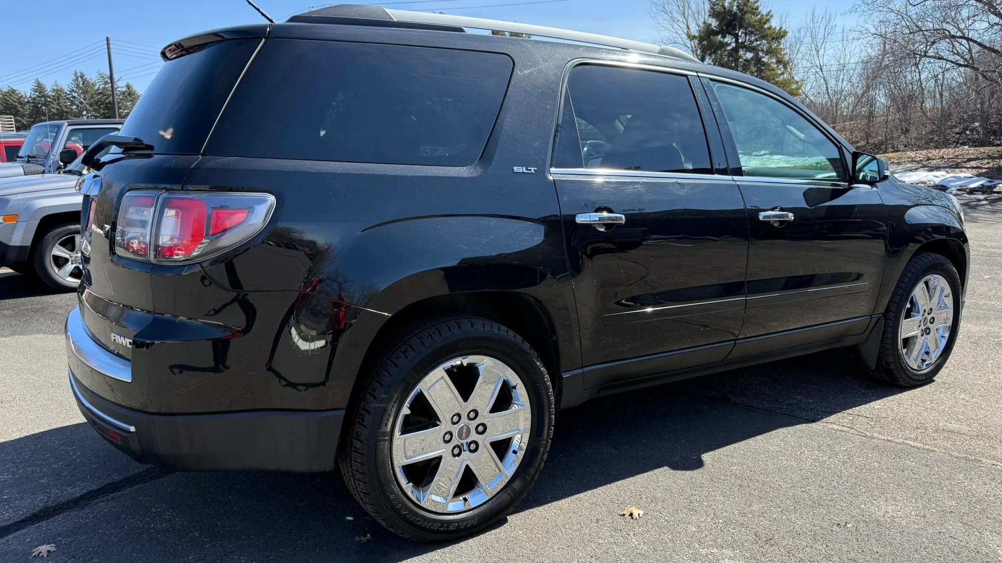 Used 2017 GMC Acadia Limited SLT AWD/4WD image 10