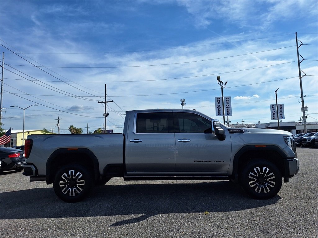Used 2024 GMC Sierra 2500 Denali Ultimate image 4
