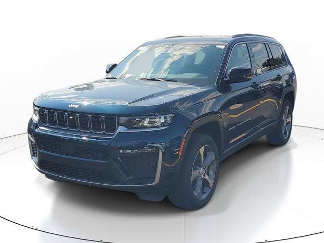 New 2026 Jeep Grand Cherokee L Limited w/ Luxury Tech Group II AWD/4WD image 2