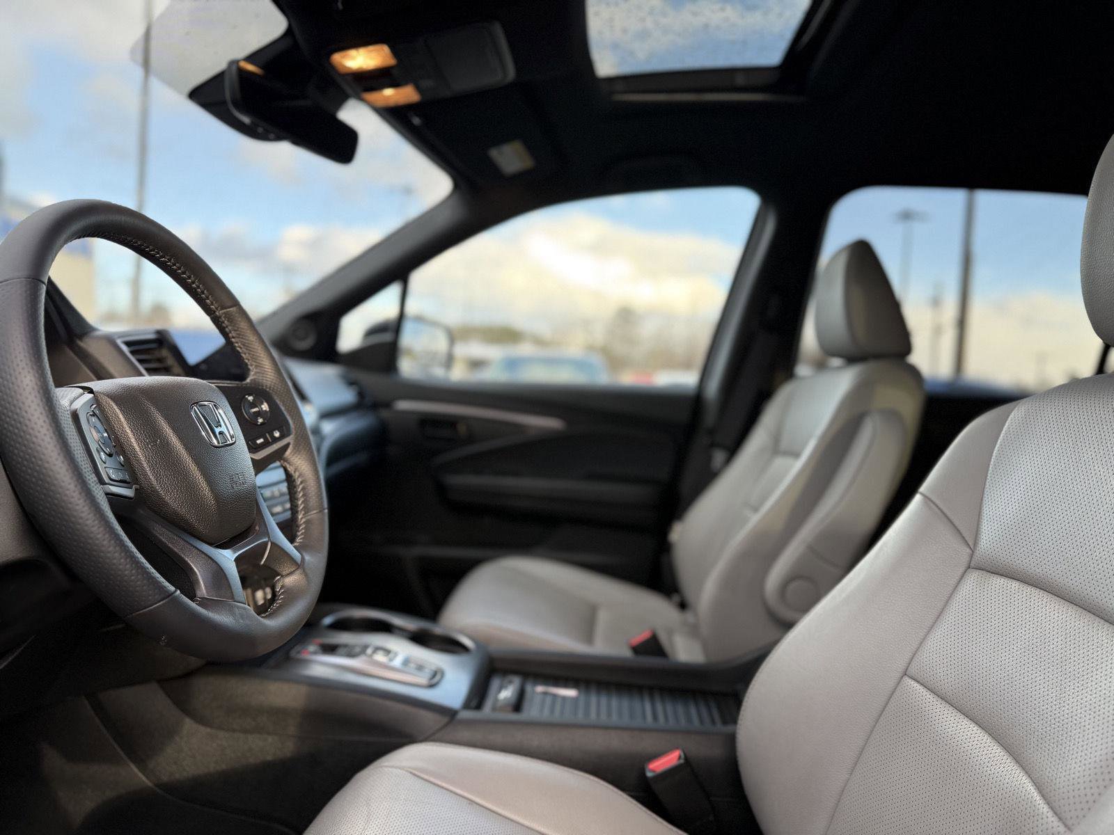 Used 2022 Honda Passport EX-L image 12