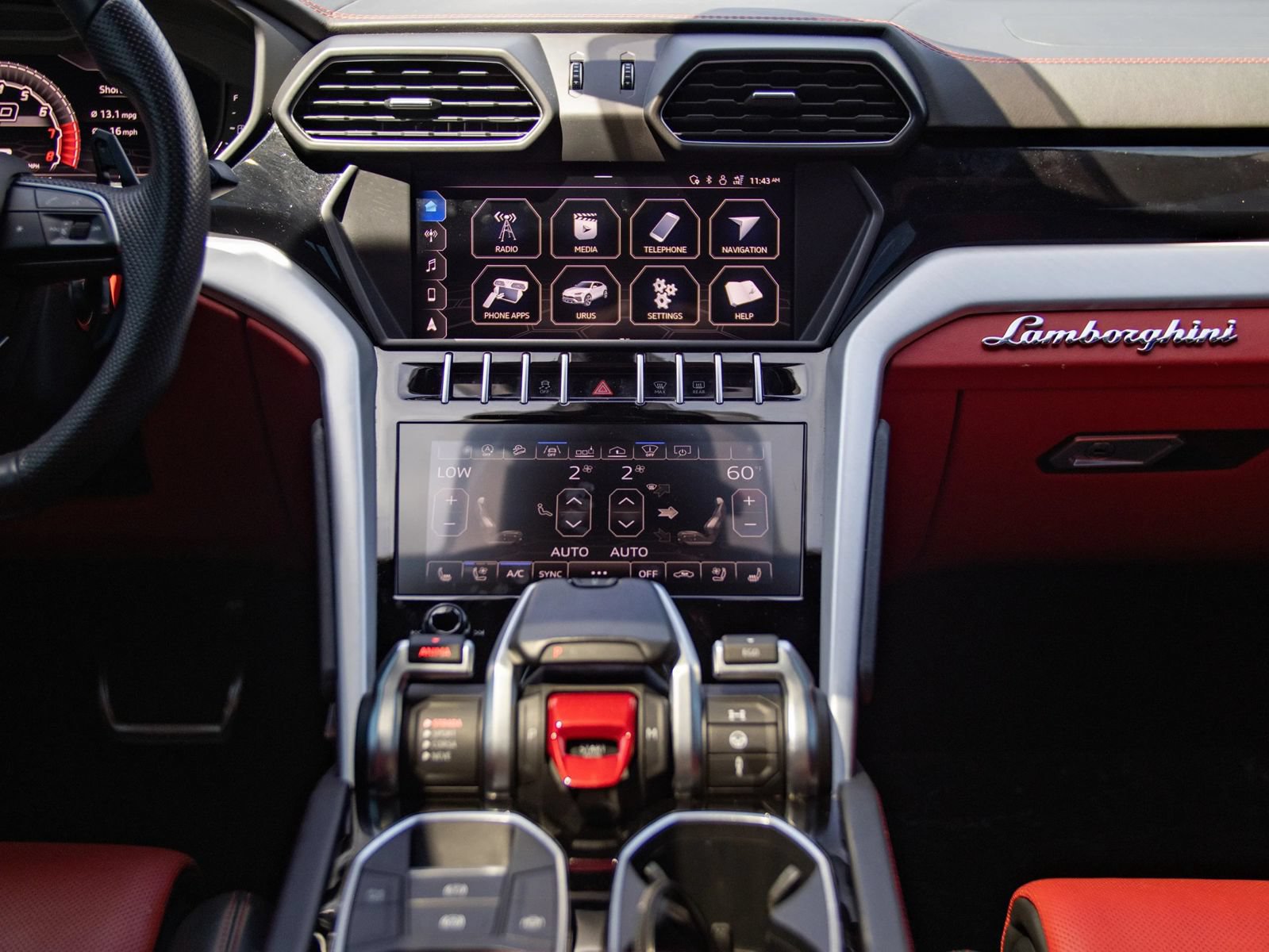 Used 2019 Lamborghini Urus AWD/4WD image 55