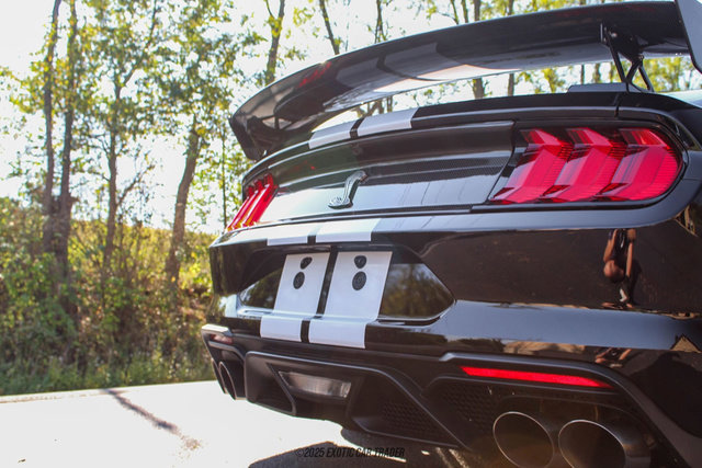 Used 2022 Ford Mustang Shelby GT500 w/ Carbon Fiber Track Pack image 84