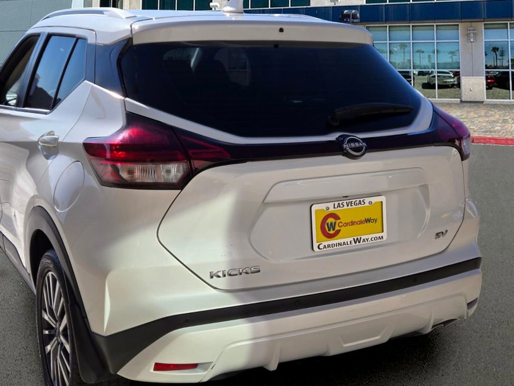Used 2024 Nissan Kicks SV FWD image 4