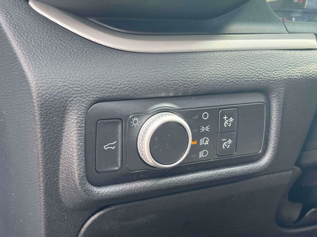 Used 2020 Ford Explorer XLT AWD/4WD image 26