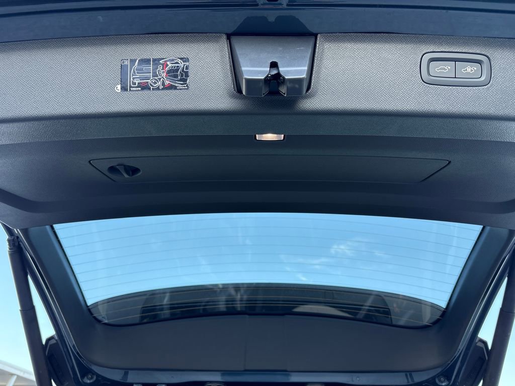 New 2026 Volvo XC90 T8 Ultra w/ Protection Package Premier image 22