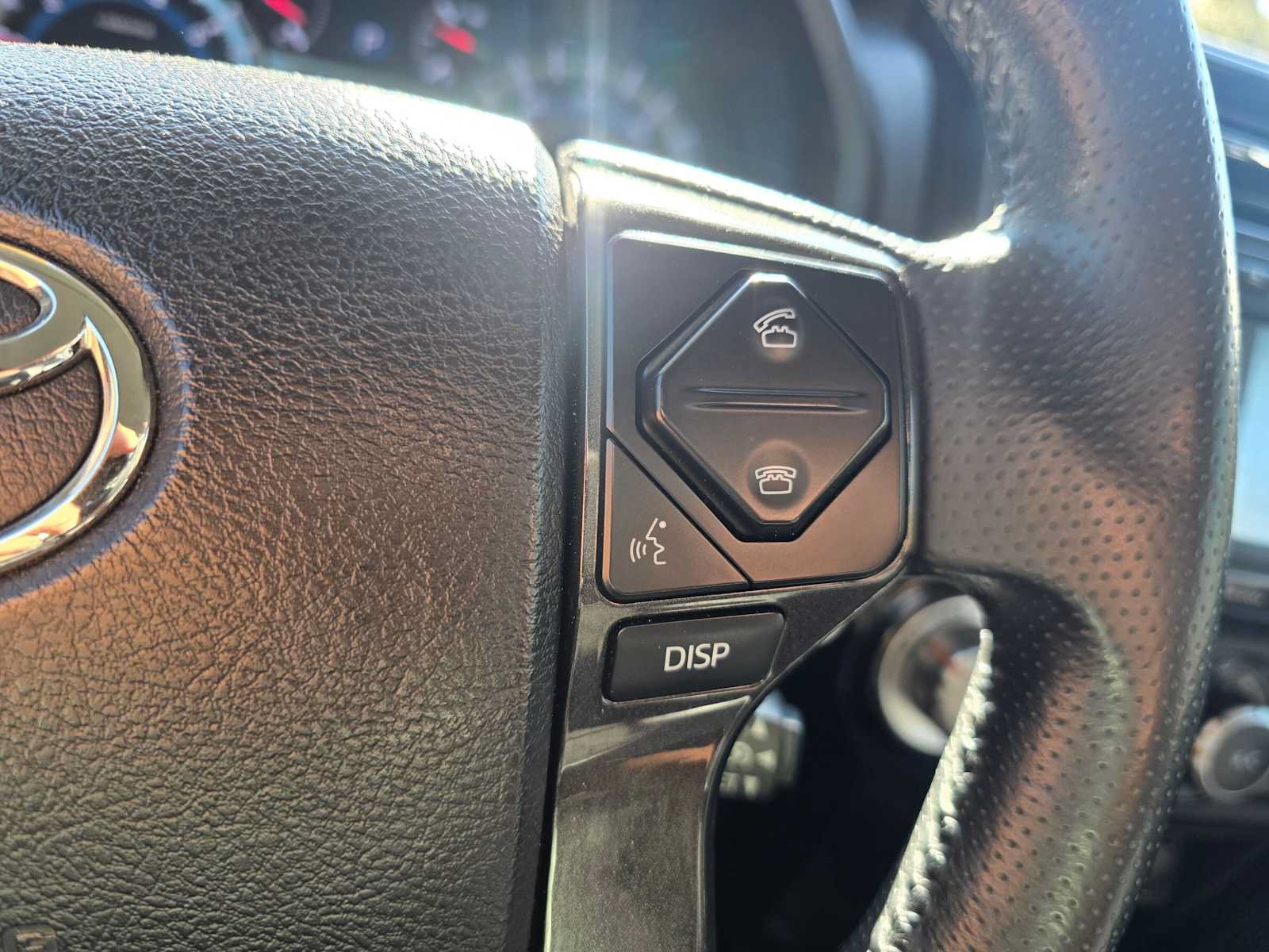Used 2016 Toyota 4Runner Trail AWD/4WD image 31