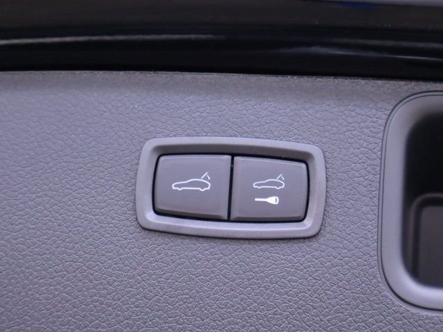 New 2024 Porsche Macan image 44