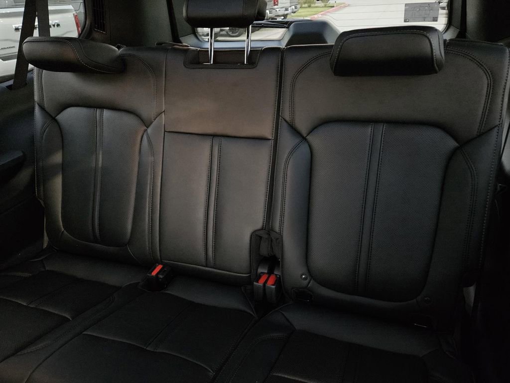 New 2026 Jeep Grand Wagoneer L Limited image 18