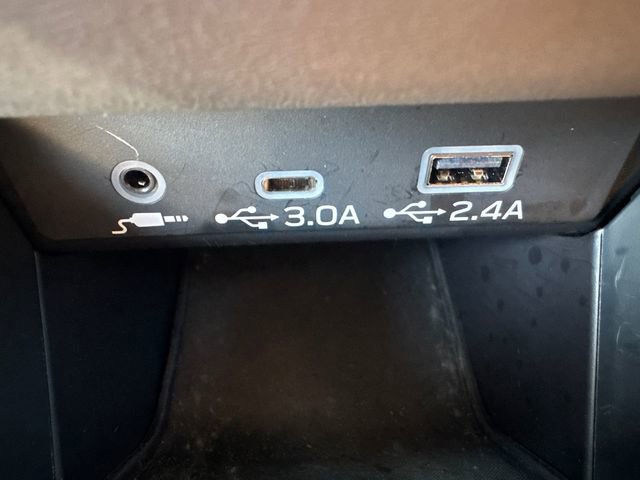 Used 2025 Subaru Legacy Premium image 37
